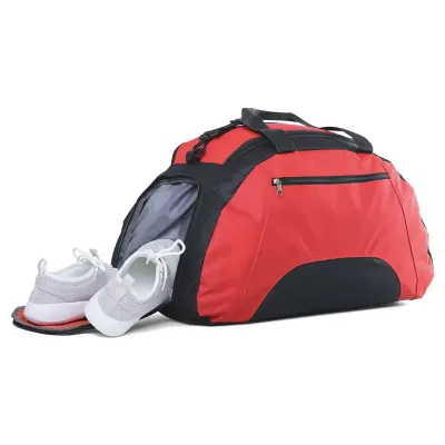 Bolsa esportiva vermelha com divisórias e bolso lateral para calçado.