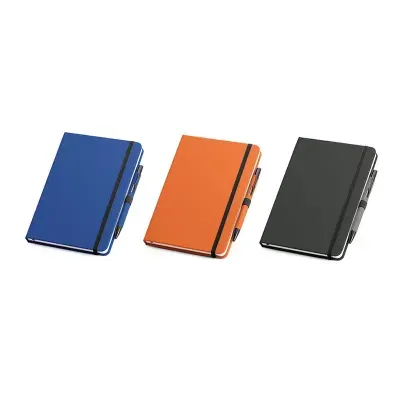 Kit de caderno A5 e caneta: opções de cores