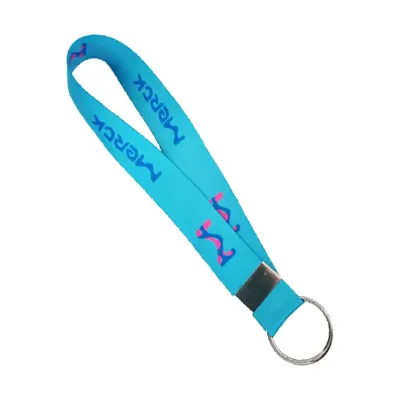 Chaveiro confeccionado com tecido acetinad