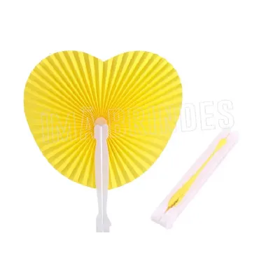 Leque formato coração amarelo