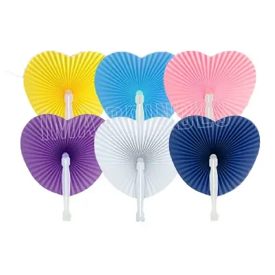 Leque formato coração: cores