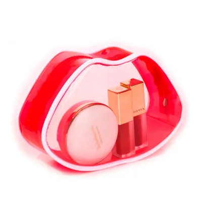 Necessaire beijo formato de boca