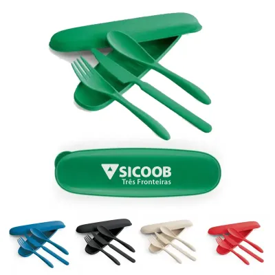 Talheres em várias cores