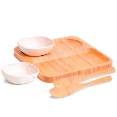 Conjunto para petiscos e patês em Bambu/Fibra de Bambu. Acompanha dois potes em Fibra de Bambu, base e duas espátulas 14cm em Bambu. Utilizamos o Bambu, por ser uma matéria prima ecológica.