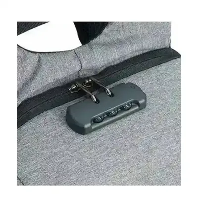 Mochila de Poliéster Anti-Furto USB com Segredo