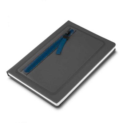 Caderno de anotações com bolso azul