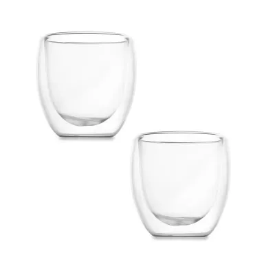 Conjunto com 2 copos de vidro borossilicato com parede dupla e capacidade de até 180ml.