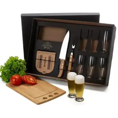 Kit Churrasco, Cerveja e Truco com Baralho