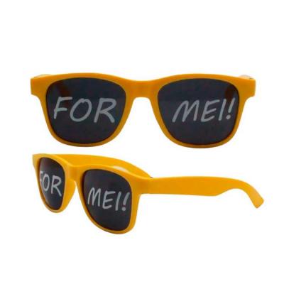 Óculos Solar Unissex com Lente Personalizada
