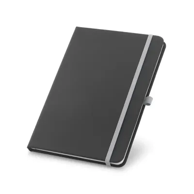 Caderno A5 em sintético com capa dura preta