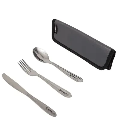 Porta Talher personalizado em couro, com colher, garfo e faca em aço inox de alta qualidade.