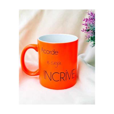 Caneca Neon Personalizada