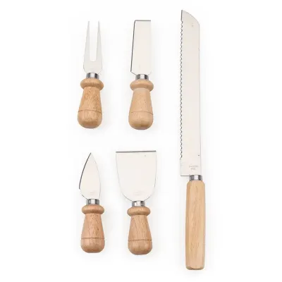 Contém os talheres: faca de serra, faca com ponta, espátula, garfo e faca reta