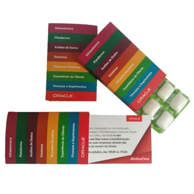 Cartela de chicletes com 8 pastilhas com cinta personalizada + cartão convite