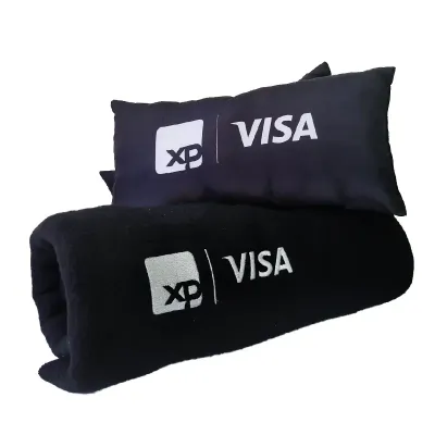 Manta e Almofada Personalizada com Logo