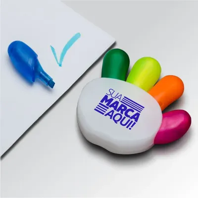 Marca texto branco plástico em formato de mão