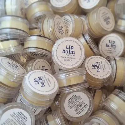 Balm labial com sua marca