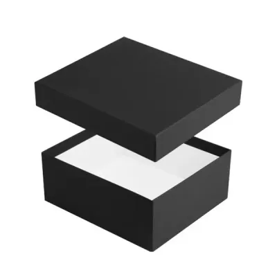 Caixa cartonada preta