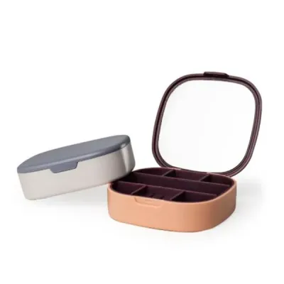 Porta-jóias com espelho, feito em plástico