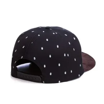 Boné Snapback Confeccionado em Sarja bone29871