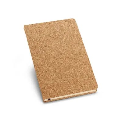 Caderno A5 de capa dura em cortiça, com 160 páginas lisas em cor marfim