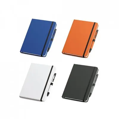 Conjunto de caderno A5 e esferográfica 