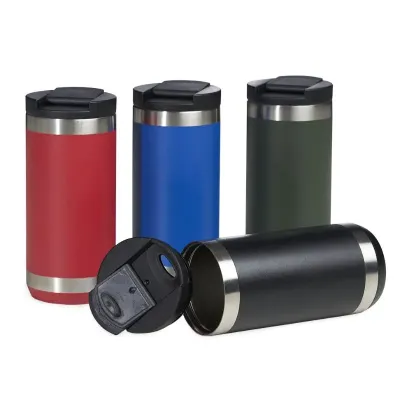 Copo térmico de inox, feito de parede dupla com capacidade para 350ml