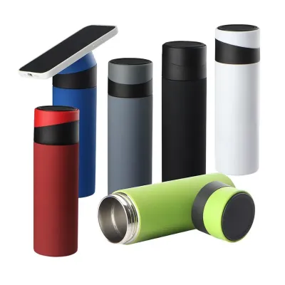 Garrafa térmica em aço inox com parede dupla isolada a vácuo