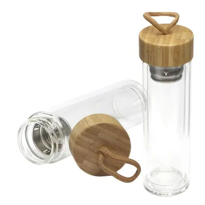 Garrafa de vidro borossilicato com parede dupla e capacidade de até 360 ml