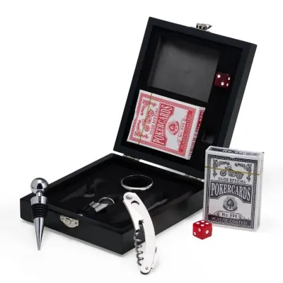 Kit Vinho com Jogo de Baralho