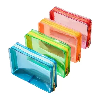 Nécessaires coloridas em PVC