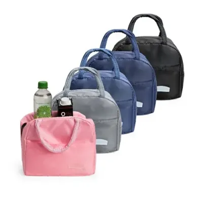 Bolsa térmica capacidade máxima de 5 litros.