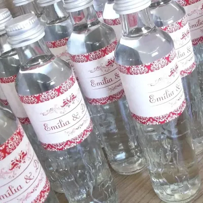 Garrafas com rótulo personalizado