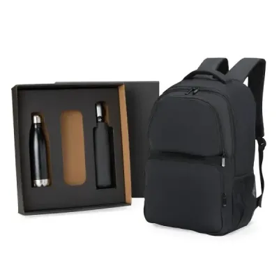 Kit Mochila, Guarda-Chuva e Garrafa 