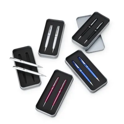 Conjunto de caneta e lapiseira metálicas em estojo metal