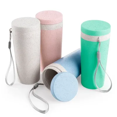 Copo fibra de bambu 350ml com parede dupla e alça. Copo produzido em Polipropileno livre de BPA, ...