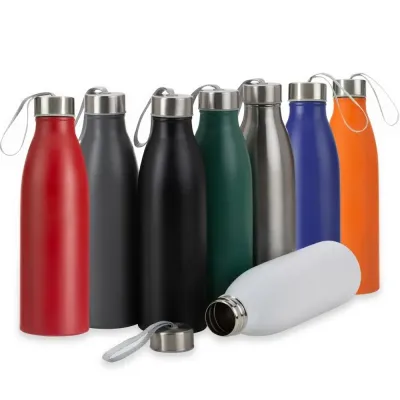 Garrafa de inox 750ml com tampa rosqueável e alça de nylon embutida.