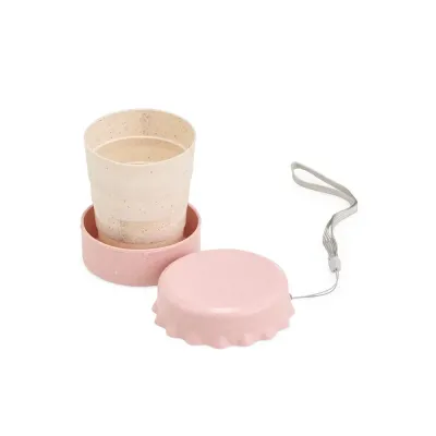 Copo retrátil em palha de trigo de 125ml. Acompanha alça de nylon.