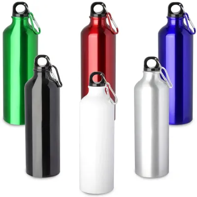 Garrafa em alumínio, tampa de plástico com mosquetão colorido. Capacidade de 750ml, com pintura m...