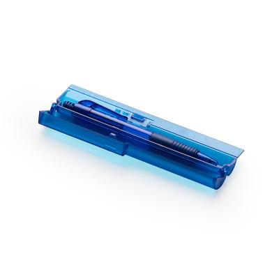 Kit de estojo e caneta sob medida, ideal para o dia a dia de trabalho ou estudos. O estojo de fác...