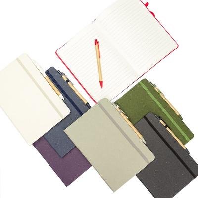 Caderneta ecológica com capa feita em fibra da palha de arroz, unindo sustentabilidade e estilo. ...