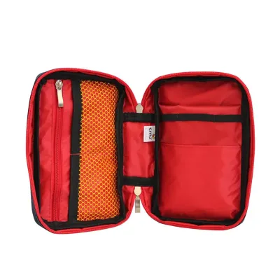 Diversos bolsos internos