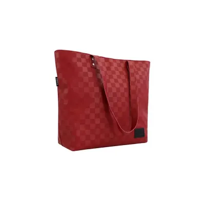 Produzida em sintético