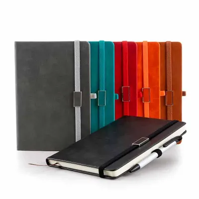 Bloco de anotações emborrachado com suporte para caneta