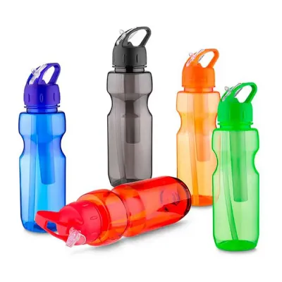 Garrafa plástica 700 ml com porta gelo e canudo, plástico utilizado AS (estireno de acrilonitrilo).