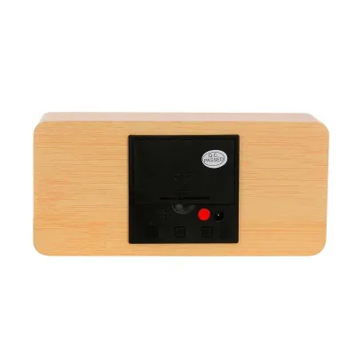 Relógio digital LED com alarme, pode ser utilizado através da fonte USB