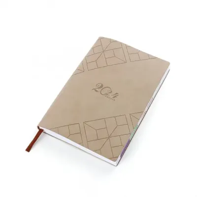 Agenda 2024 de sintético com abas mensais e marcador de página em cetim