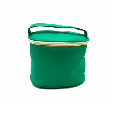 Frasqueira em sintético com forro interno personalizada.