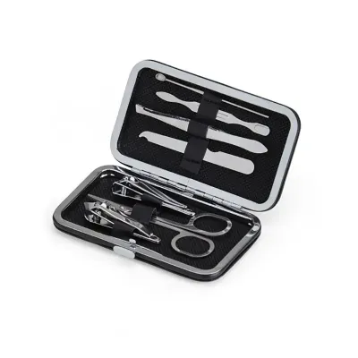 Kit manicure 7 peças em estojo de sintético