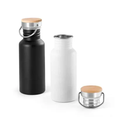 Squeeze. Aço inox. Tampa em bambu. Capacidade: 540 ml. Food grade. Fornecido em caixa. Ø68 x 192 mm.